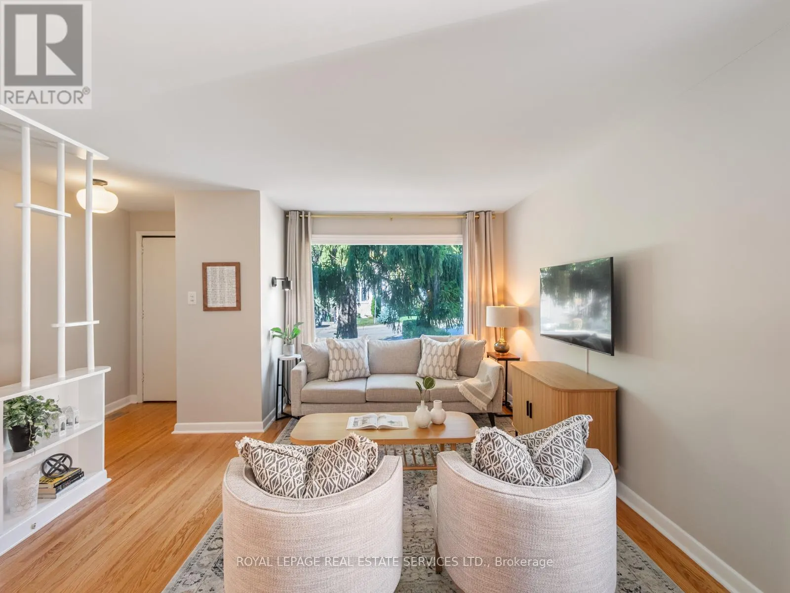 61 SKYLARK ROAD