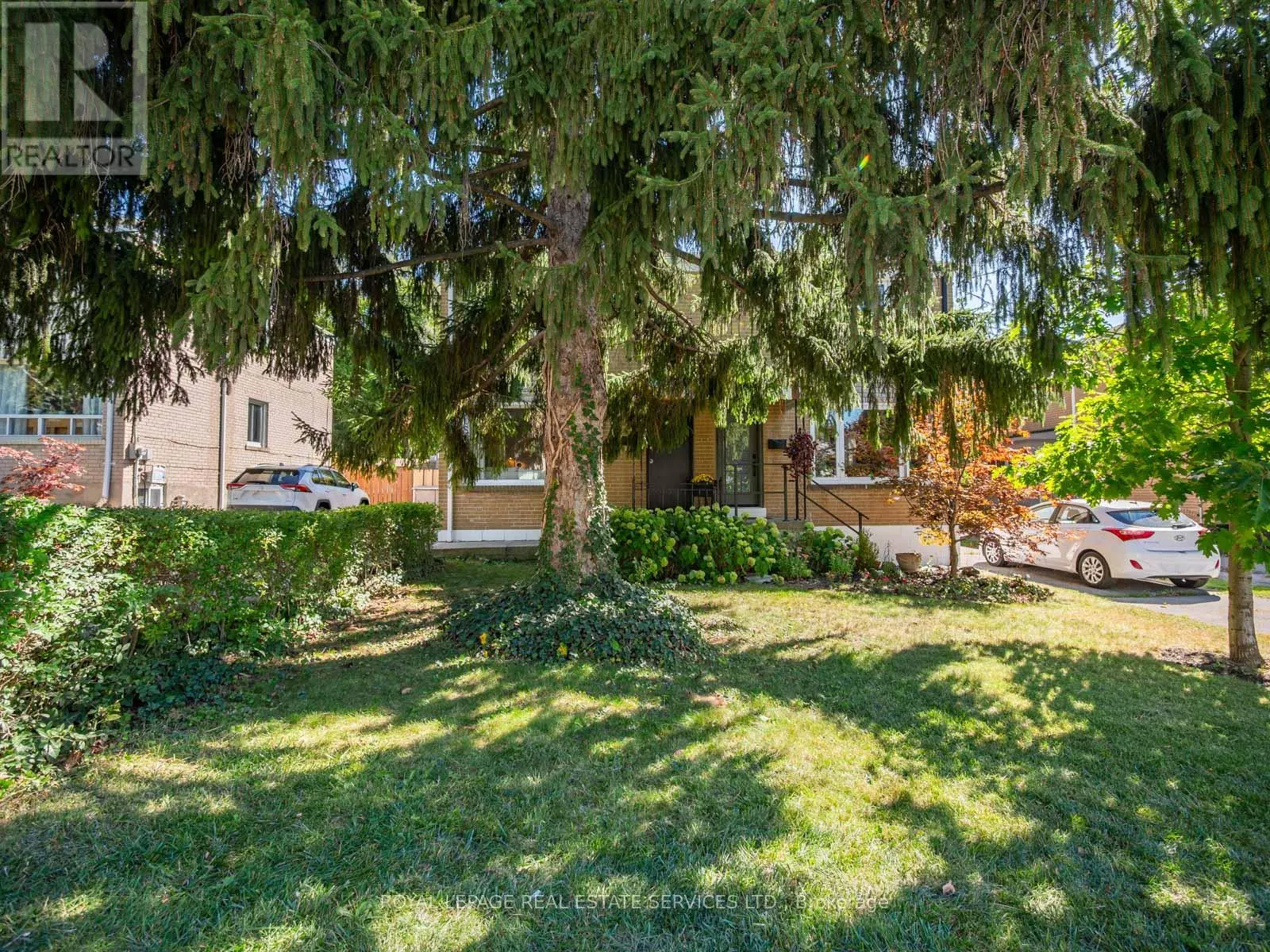 61 SKYLARK ROAD