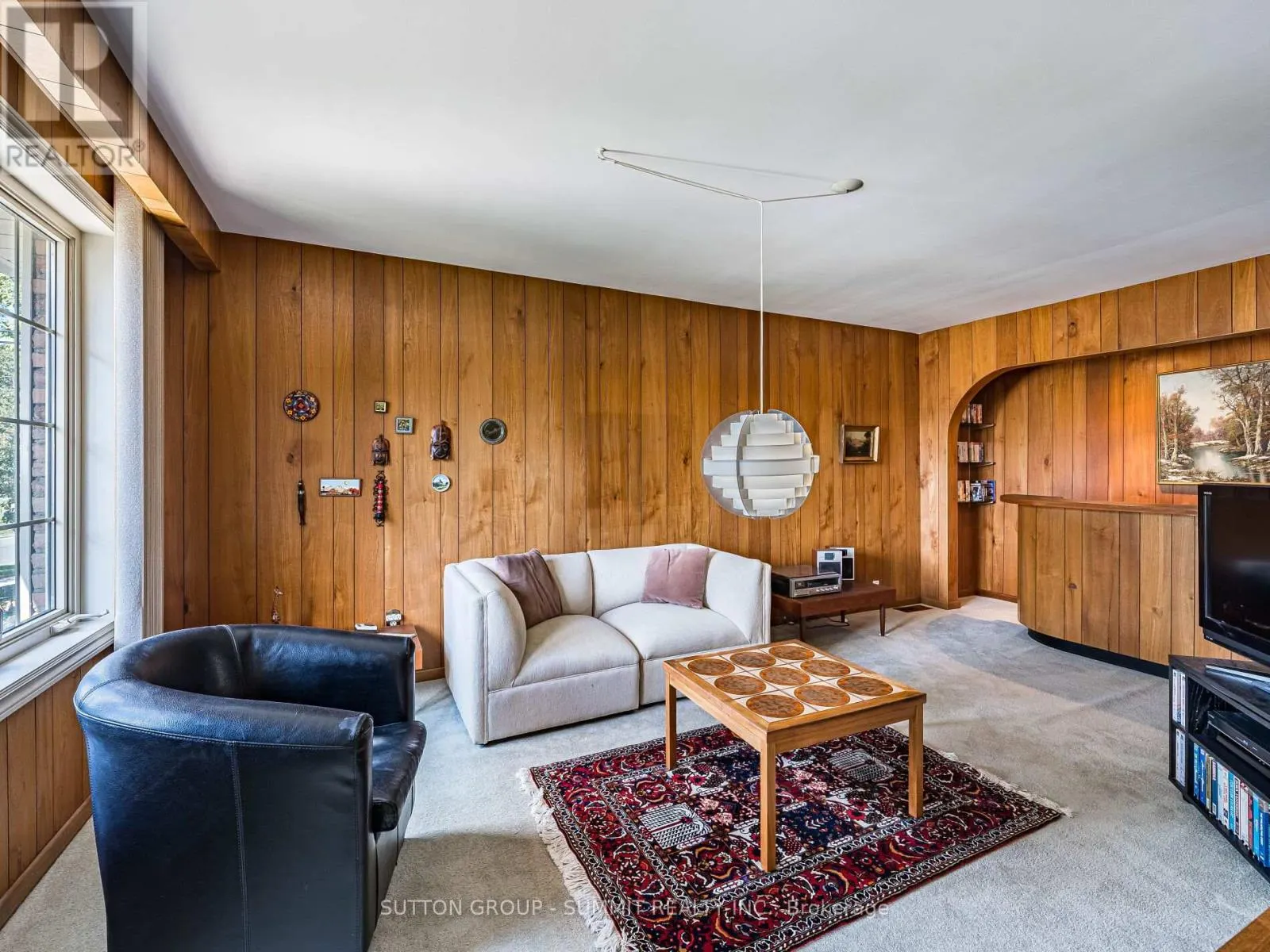 7 LOCHWAY COURT