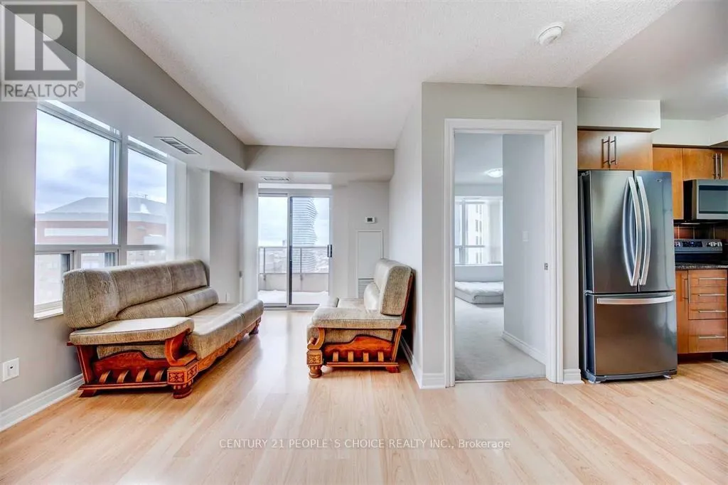 2312 - 310 BURNHAMTHORPE ROAD W