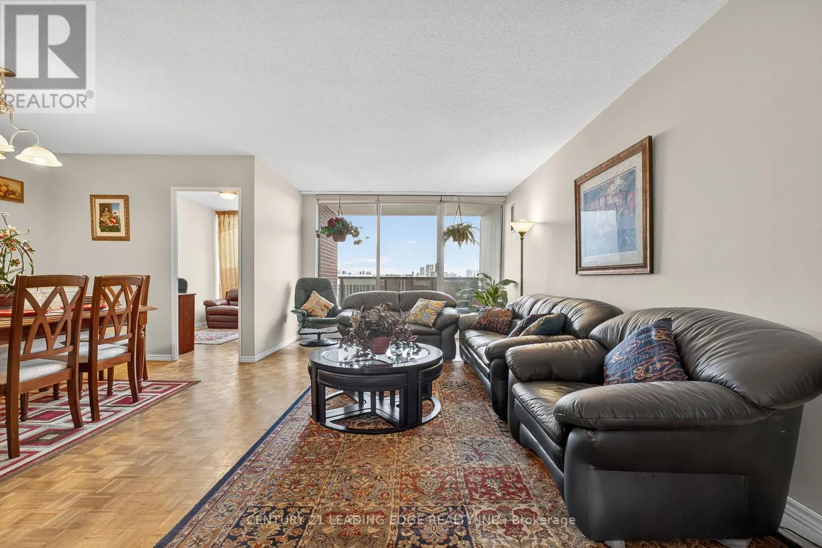 1802 - 85 EMMETT AVENUE