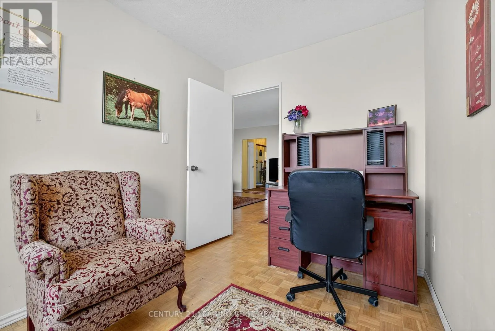 1802 - 85 EMMETT AVENUE