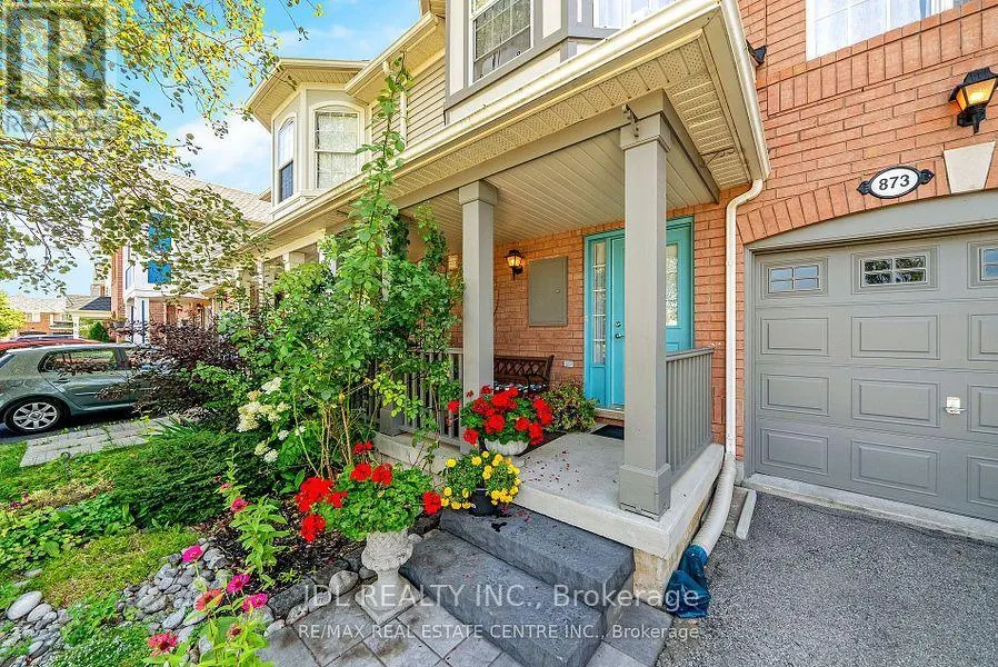873 GAZLEY CIRCLE