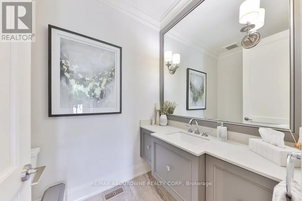 408 SAVILLE CRESCENT