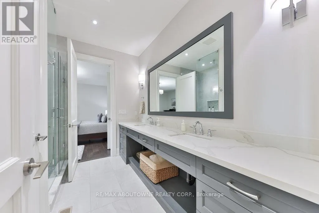 408 SAVILLE CRESCENT
