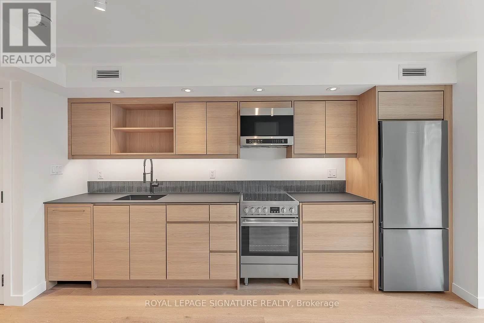 1 - 1254 DAVENPORT ROAD