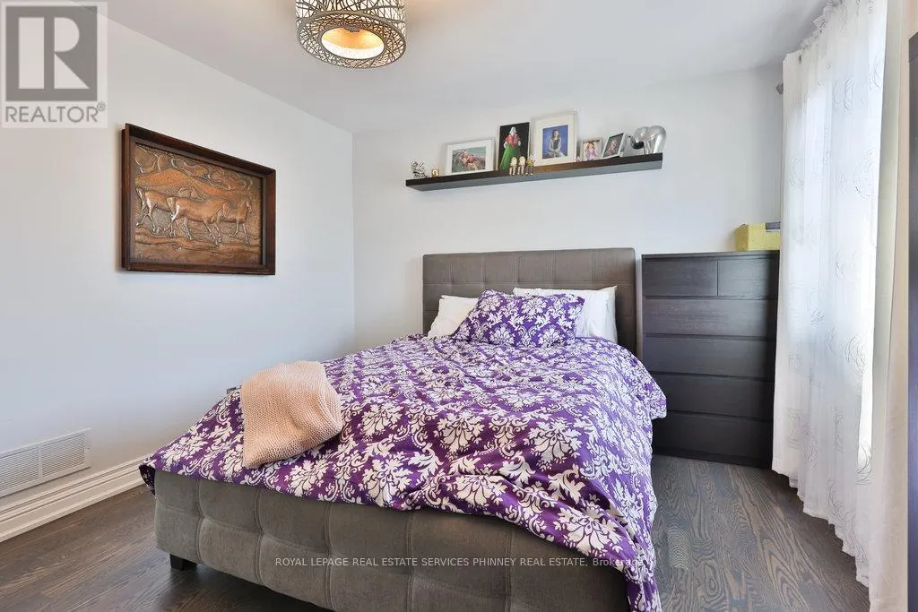 880 6TH STREET