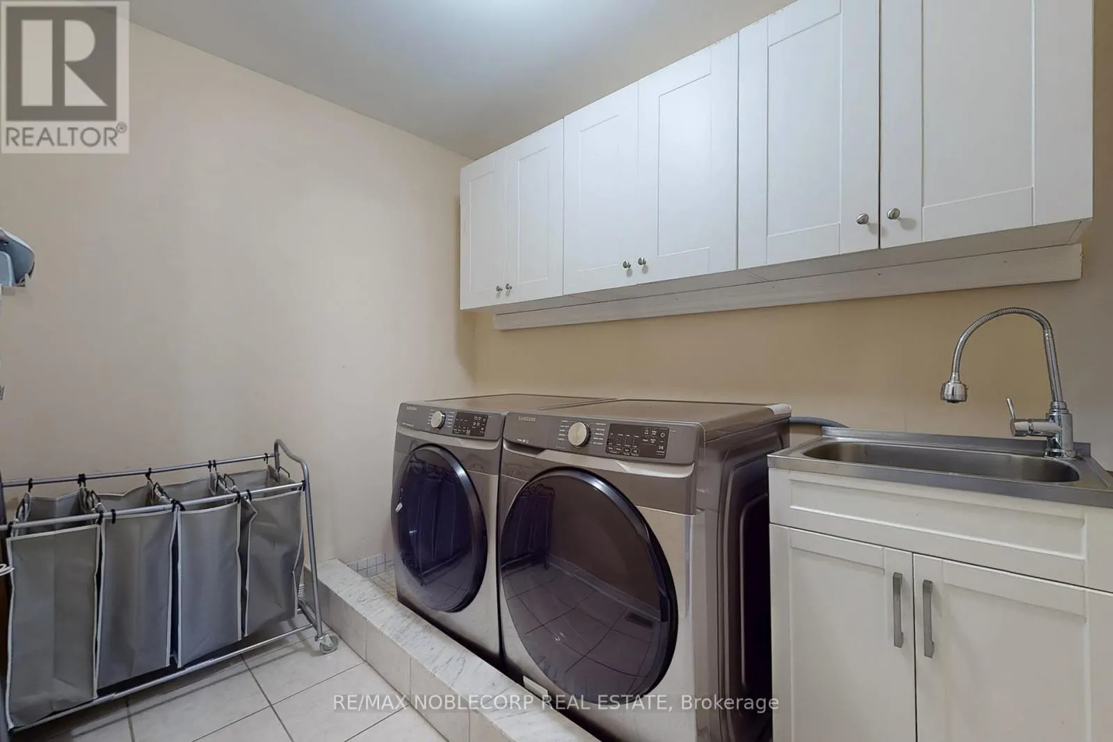 130 ROCKGARDEN TRAIL