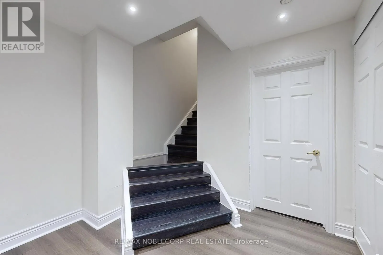 130 ROCKGARDEN TRAIL