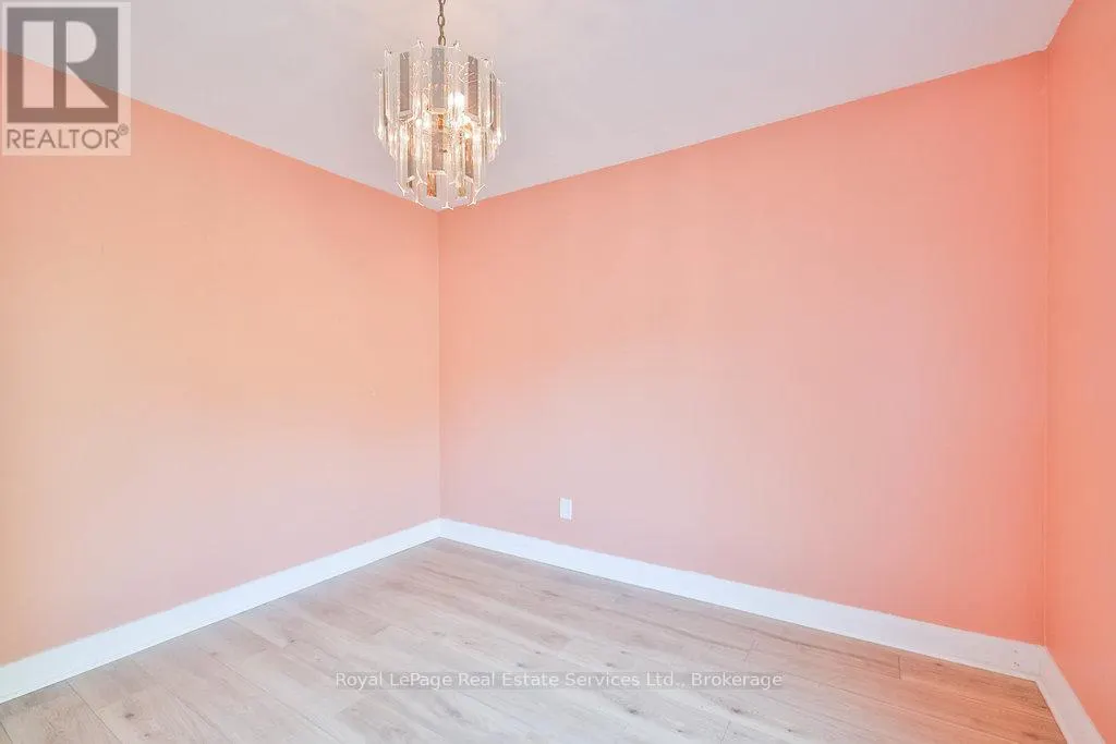 125 INGLEWOOD DRIVE