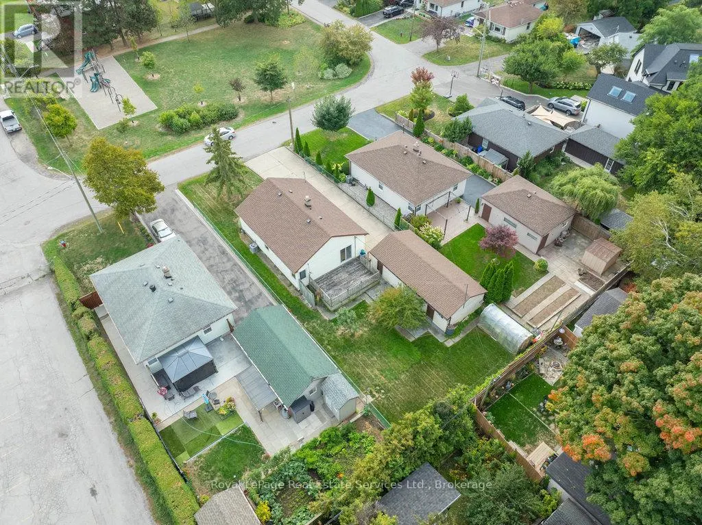 125 INGLEWOOD DRIVE