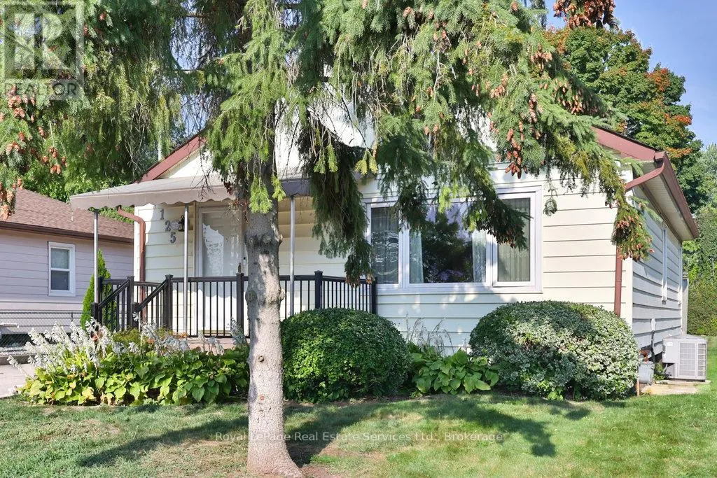 125 INGLEWOOD DRIVE