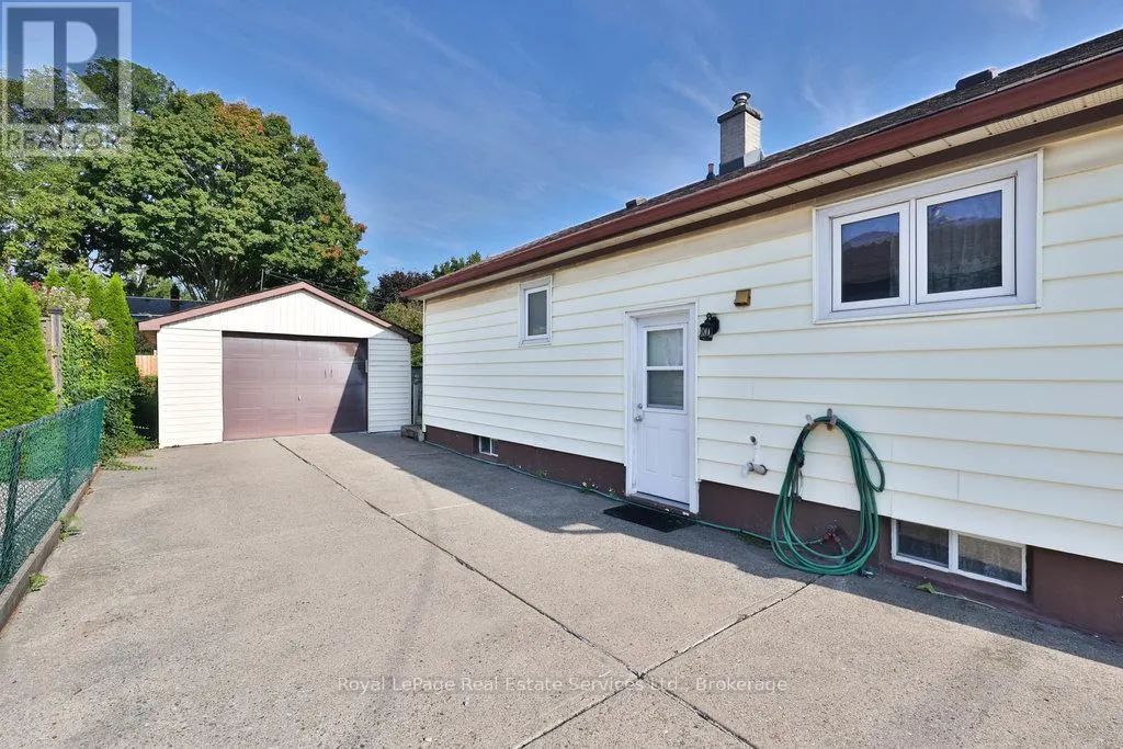 125 INGLEWOOD DRIVE