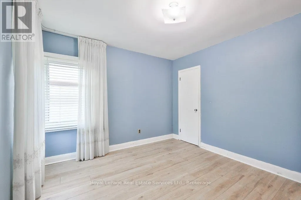 125 INGLEWOOD DRIVE