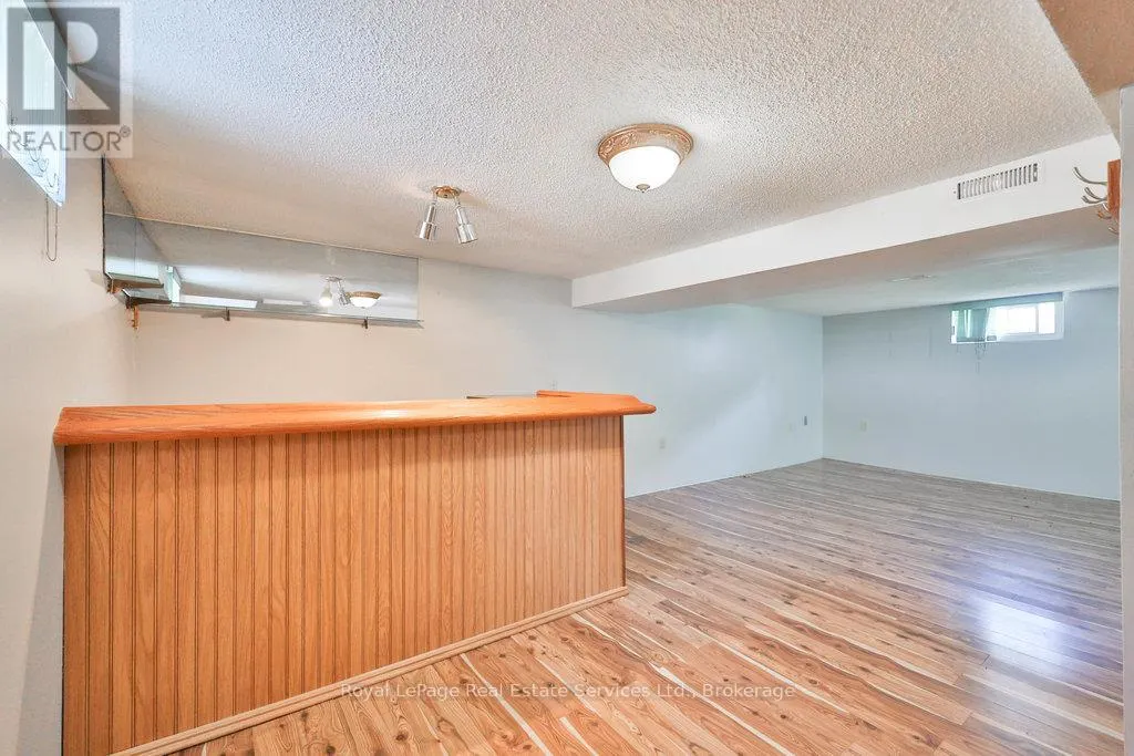 125 INGLEWOOD DRIVE