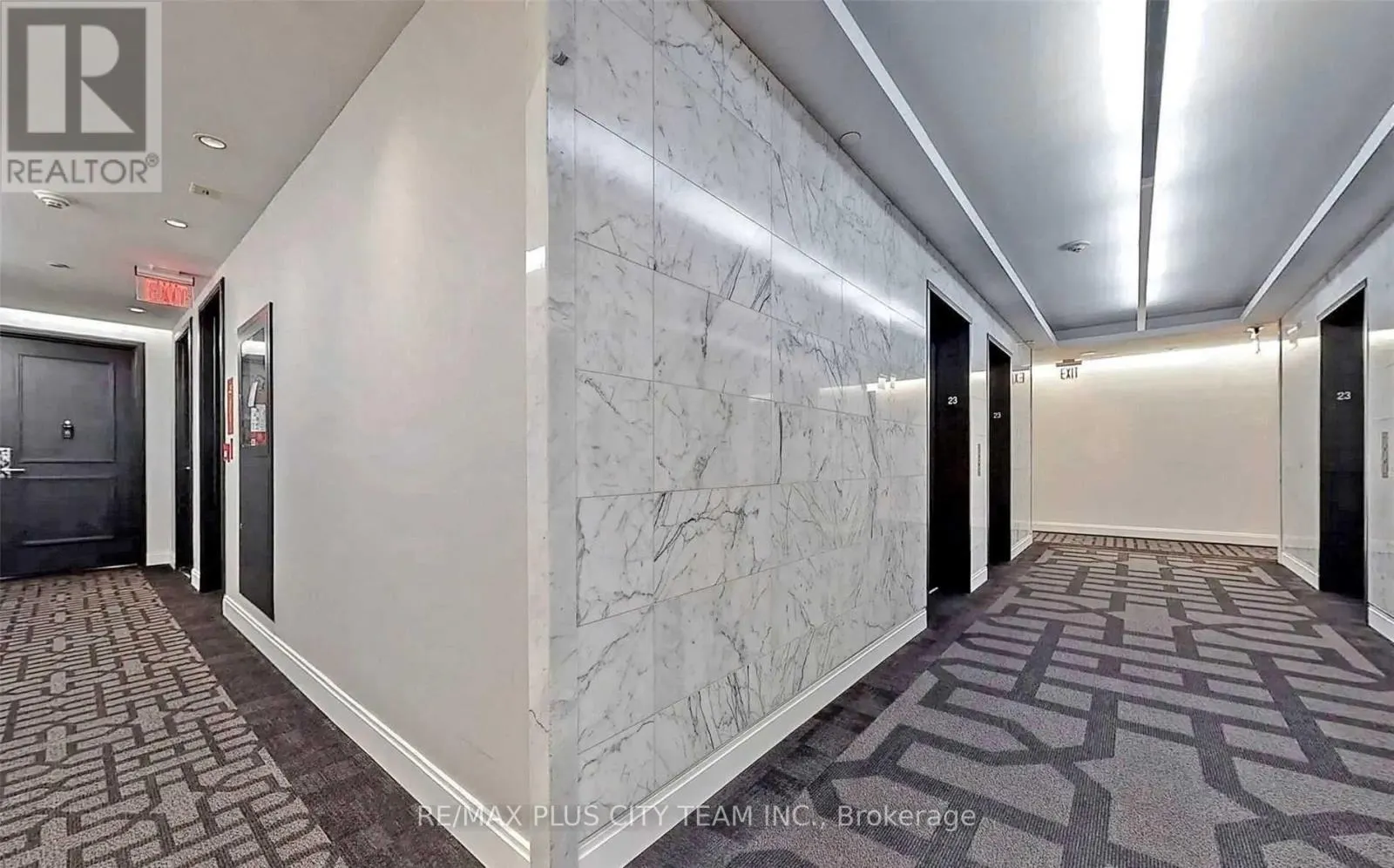2316 - 88 PARK LAWN ROAD