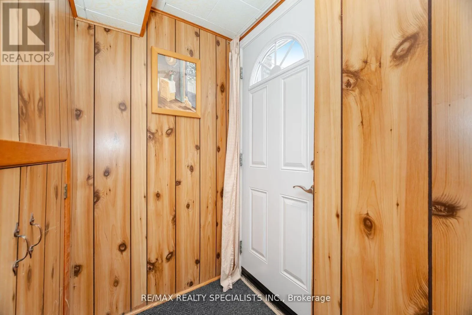 3143 RYMAL ROAD