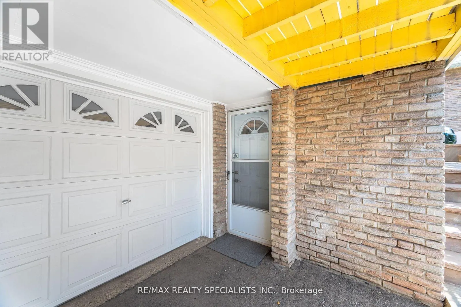 3143 RYMAL ROAD