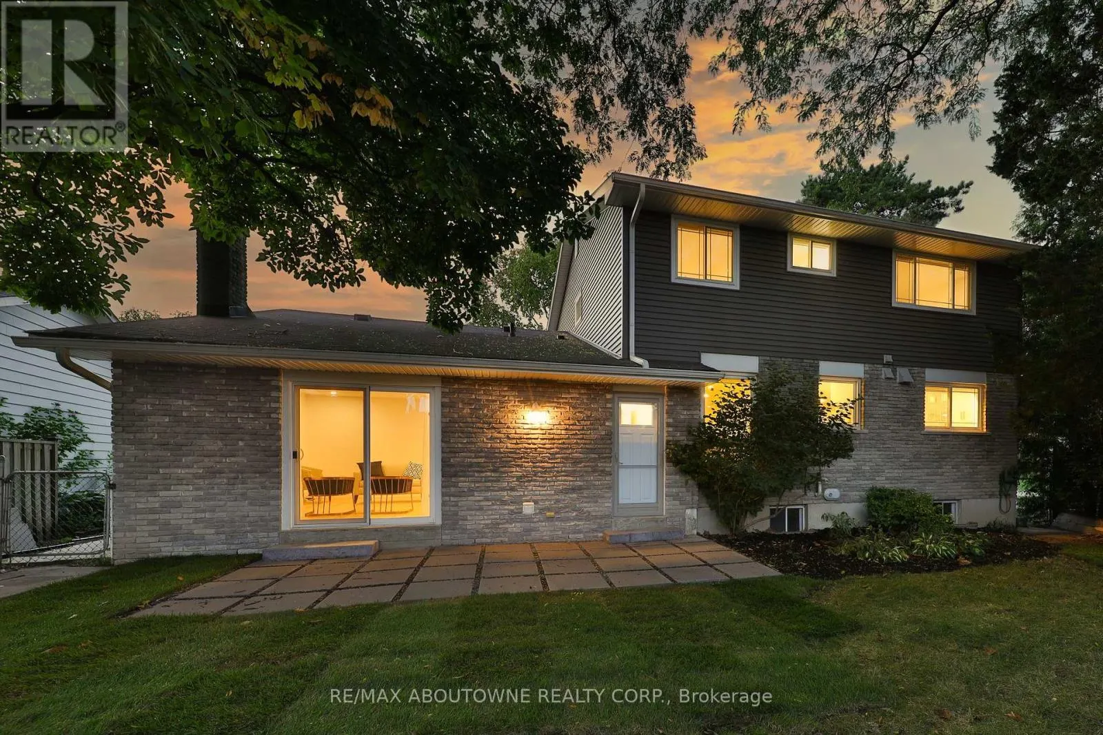 222 VANCE DRIVE