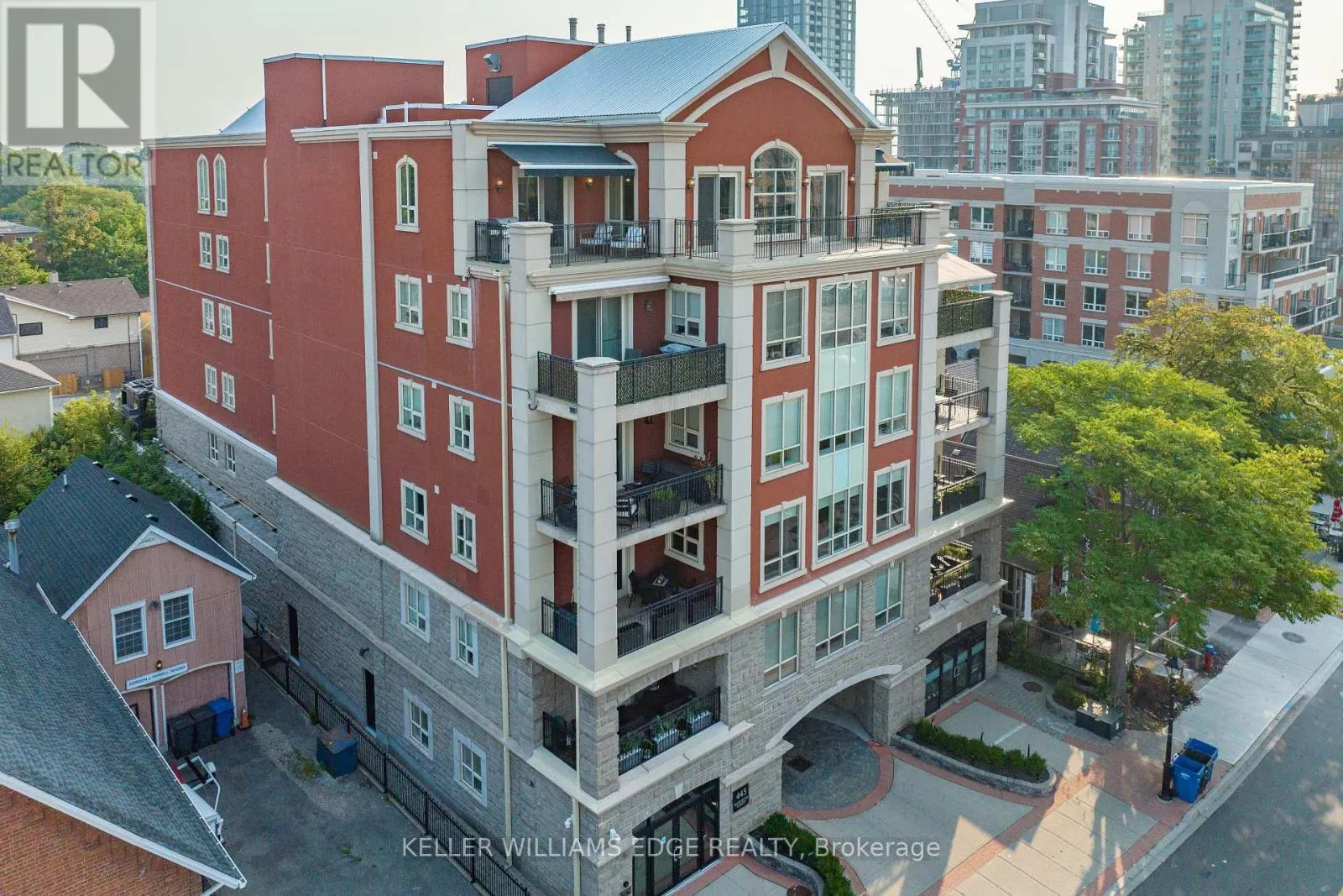 PH1 - 445 ELIZABETH STREET