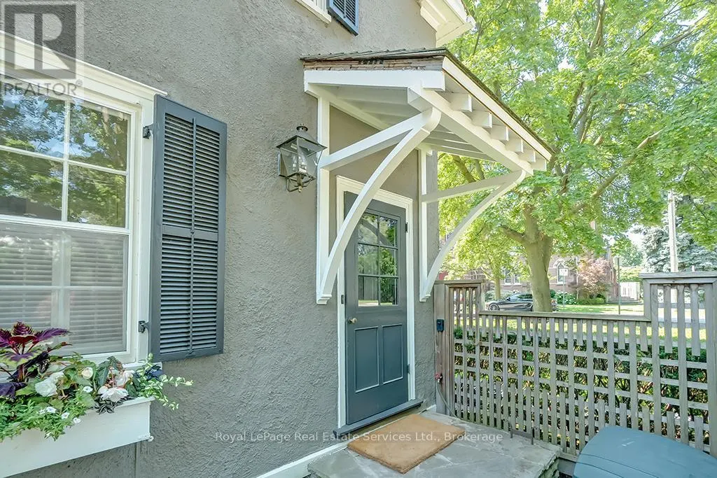 53 THOMAS STREET