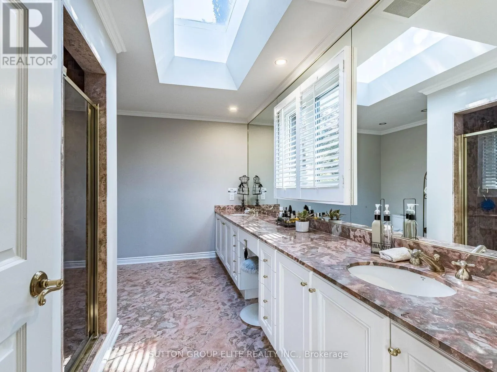 2269 SHARDAWN MEWS
