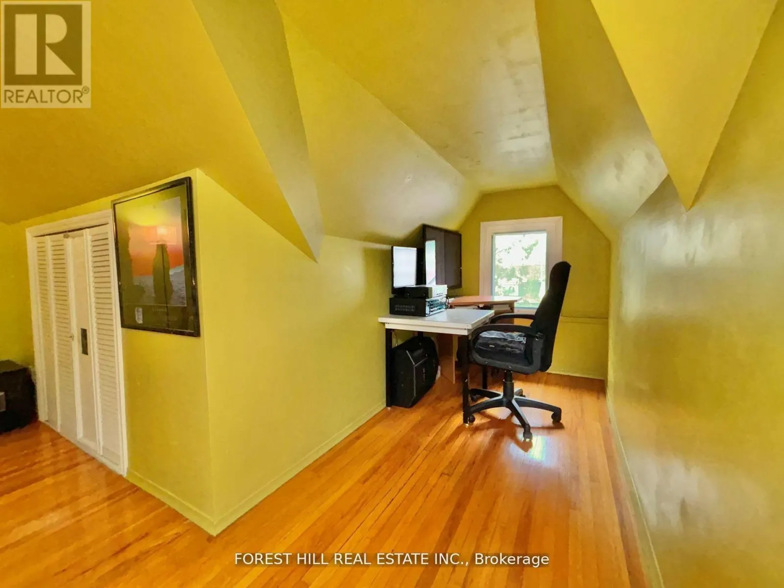 1046 DOVERCOURT ROAD