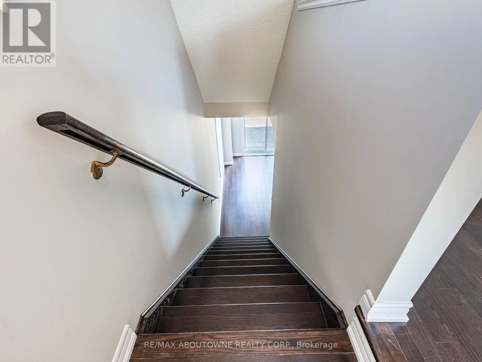 1382 GRANROCK CRESCENT