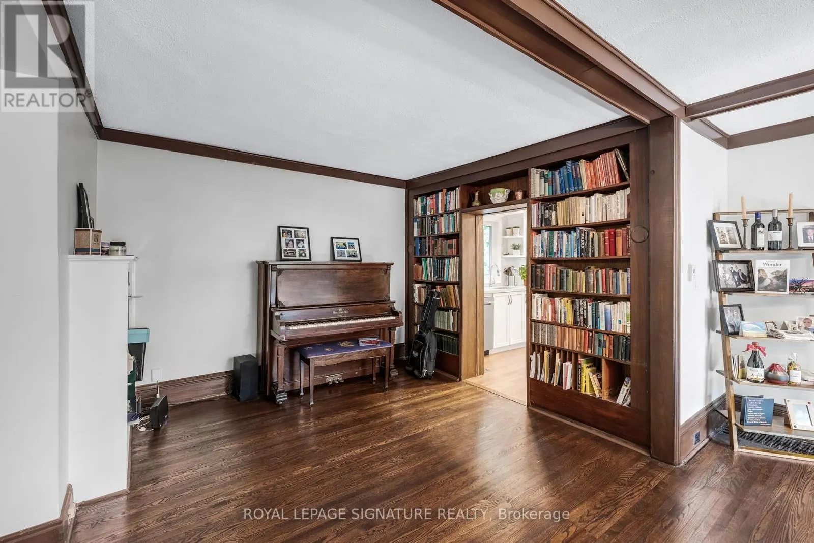 363 ELLIS PARK ROAD
