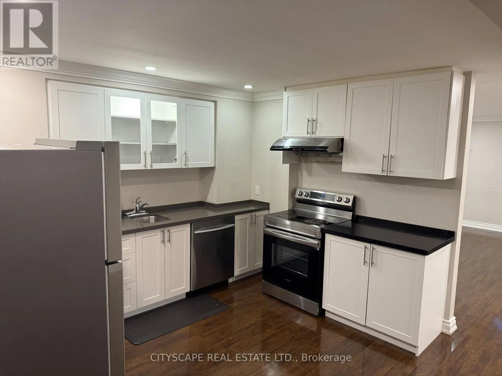 BSMT - 445 RIVERMONT ROAD W