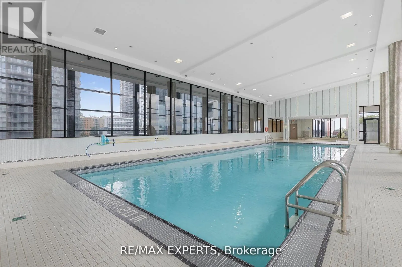 2408 - 75 EGLINTON AVENUE W