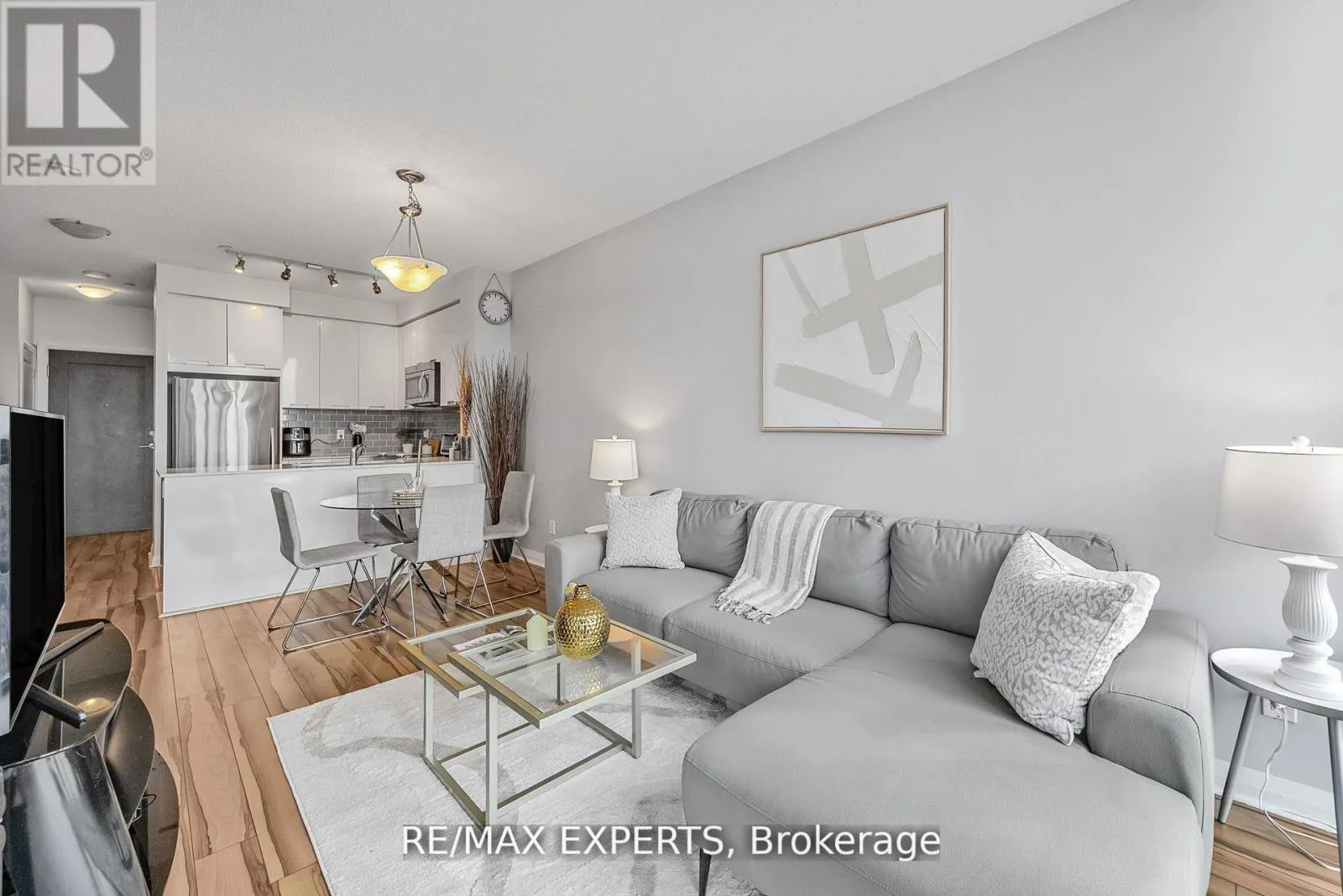 2408 - 75 EGLINTON AVENUE W