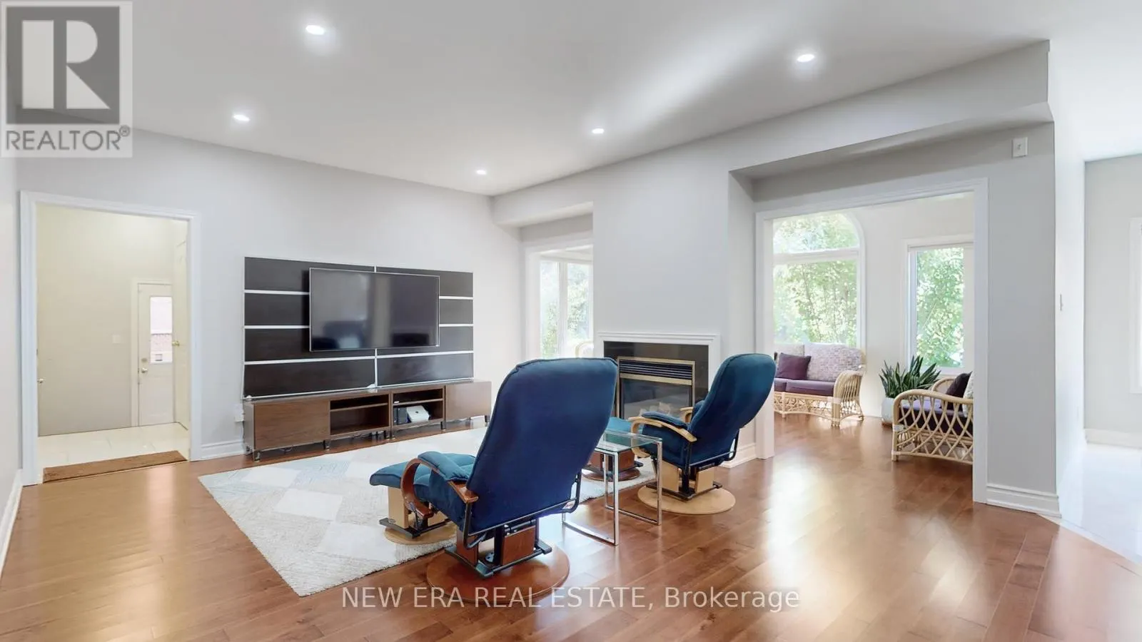 18 GRIST MILL DRIVE
