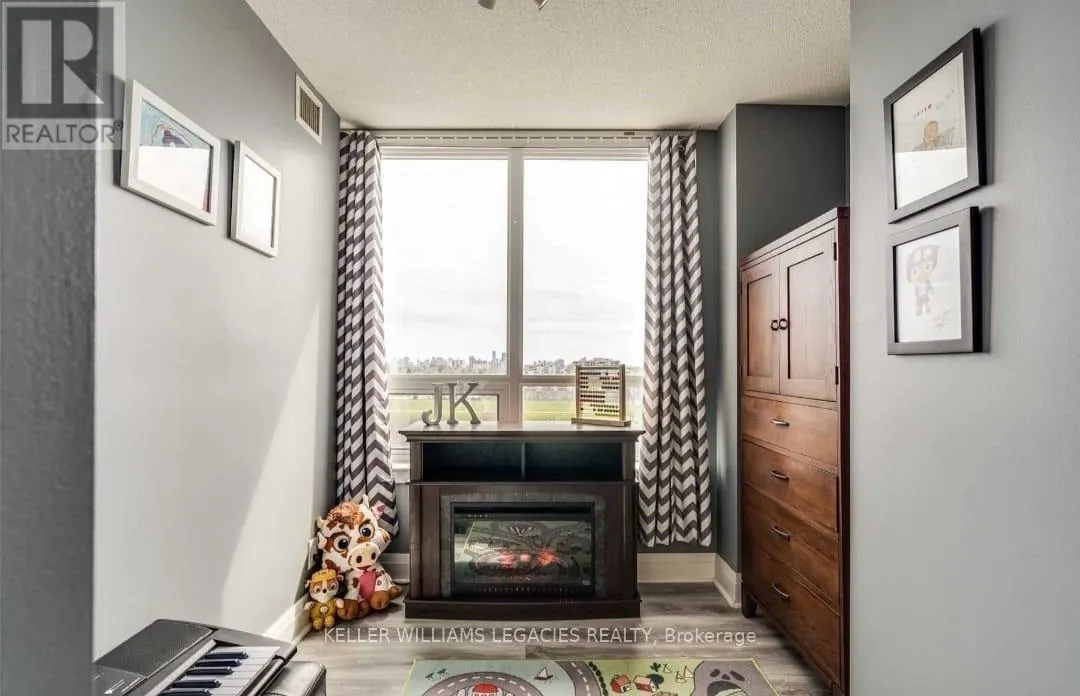 805 - 1 DE BOERS DRIVE