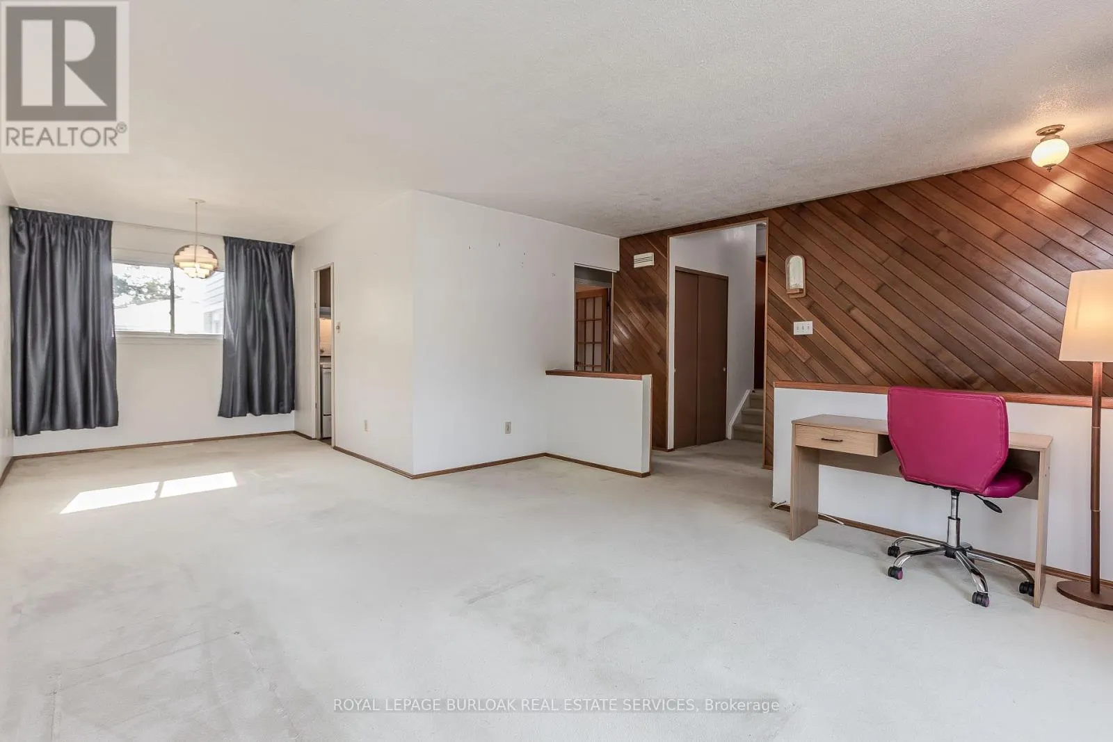 196 MENDEL COURT