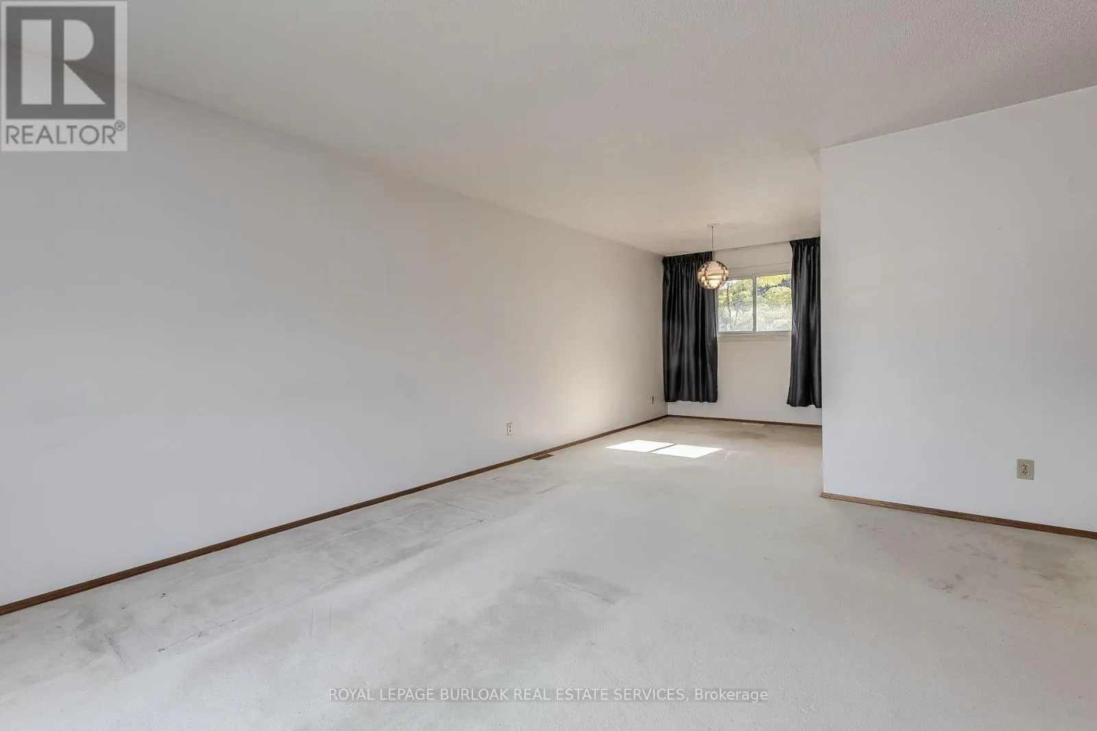196 MENDEL COURT