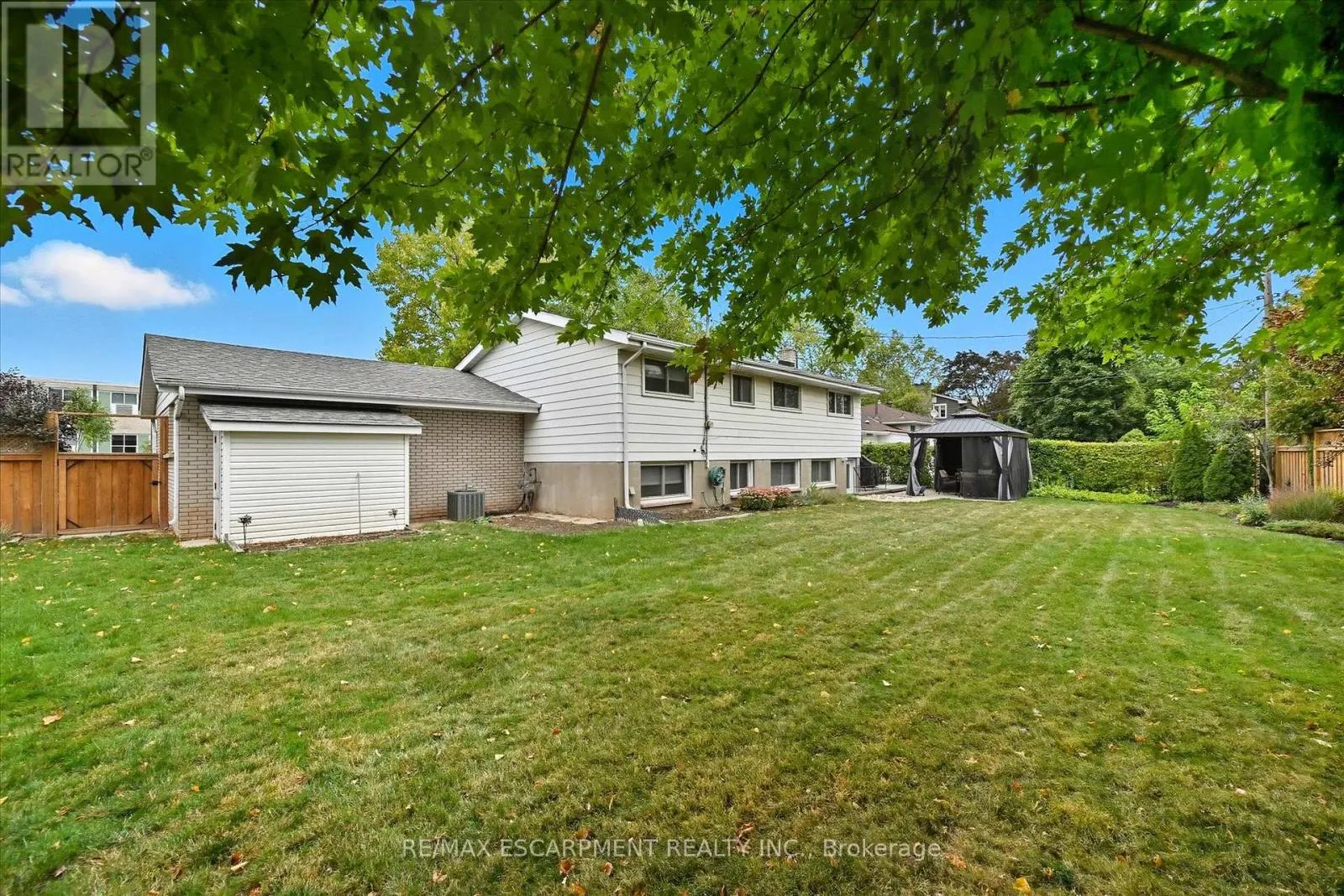 5112 MEADOWHILL ROAD