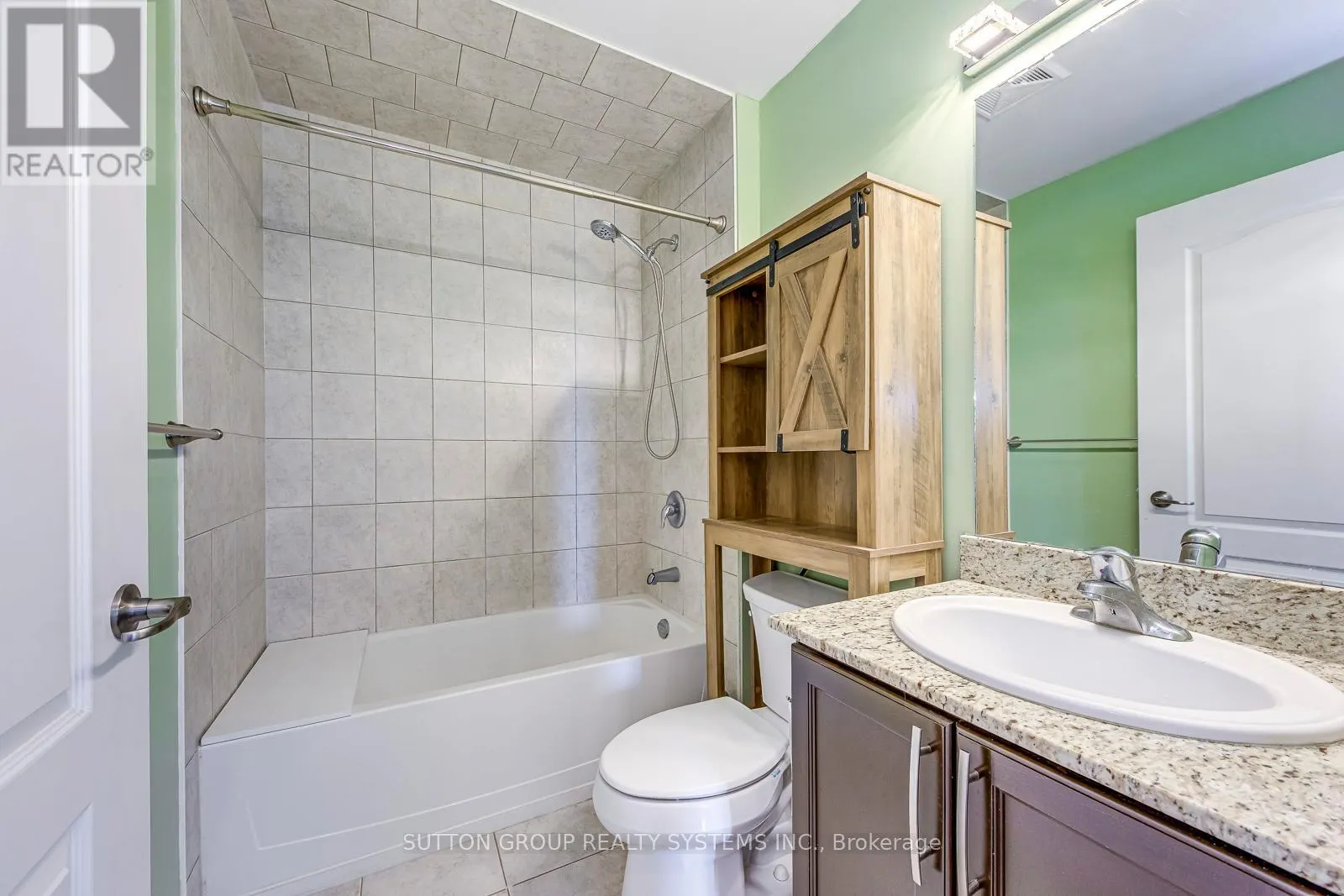 306 - 1419 COSTIGAN ROAD