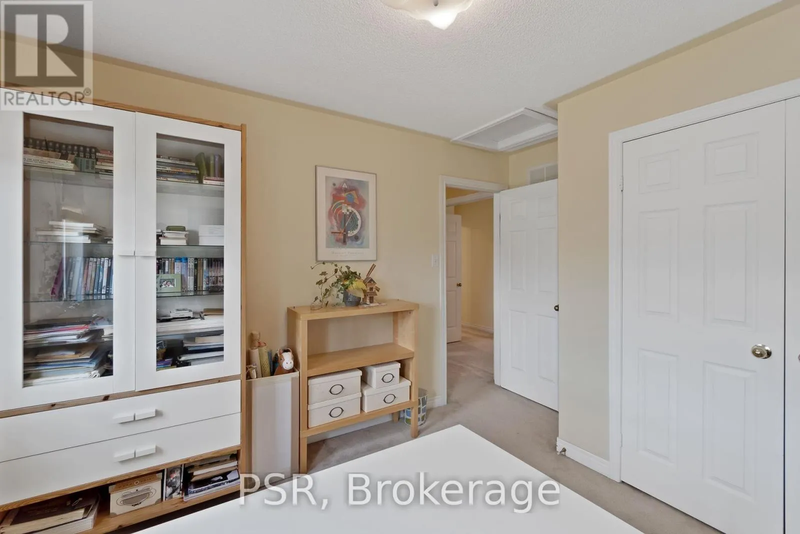 960 FIELDER DRIVE