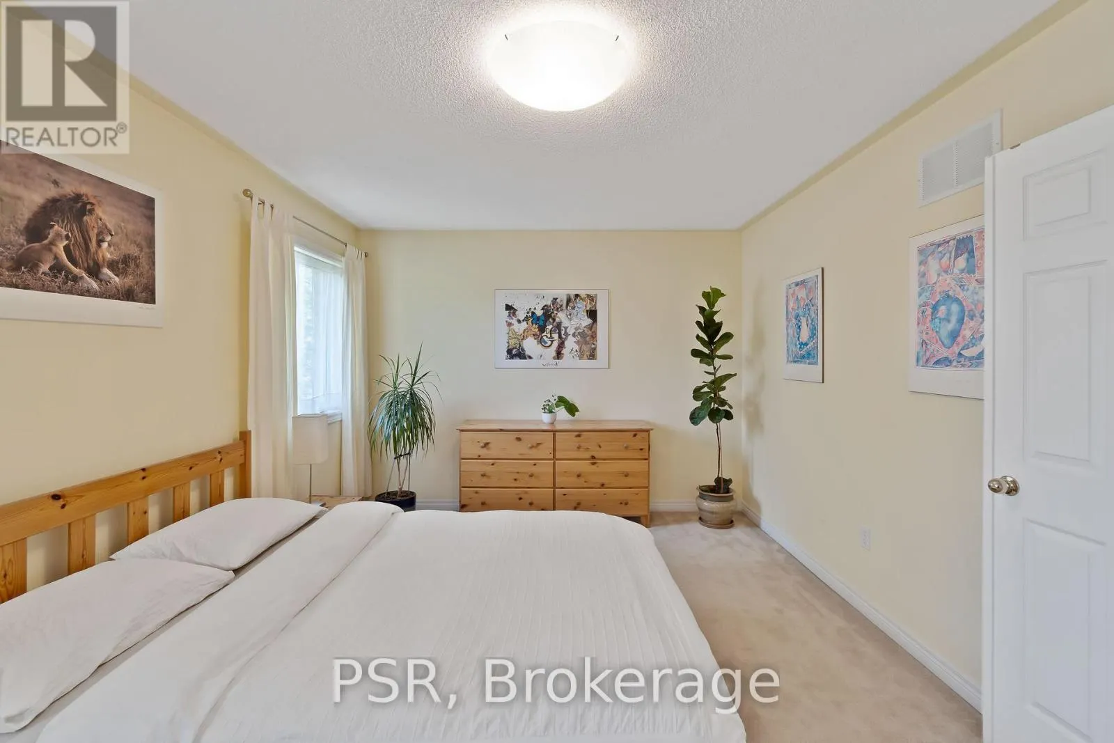 960 FIELDER DRIVE