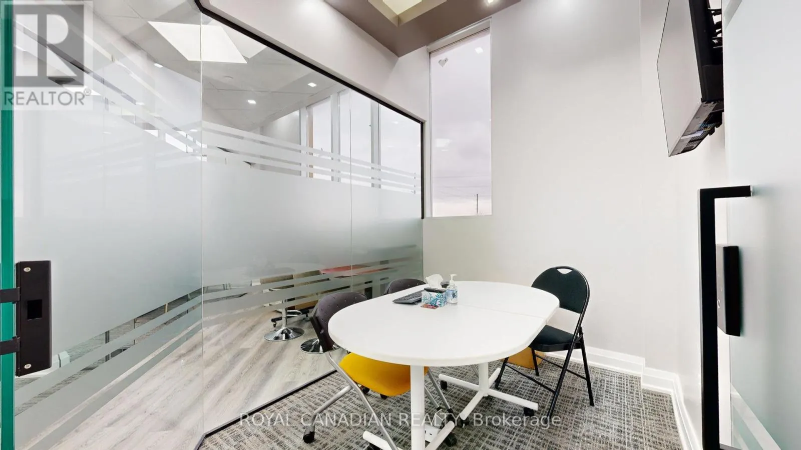 202 - 6475 MAYFIELD ROAD