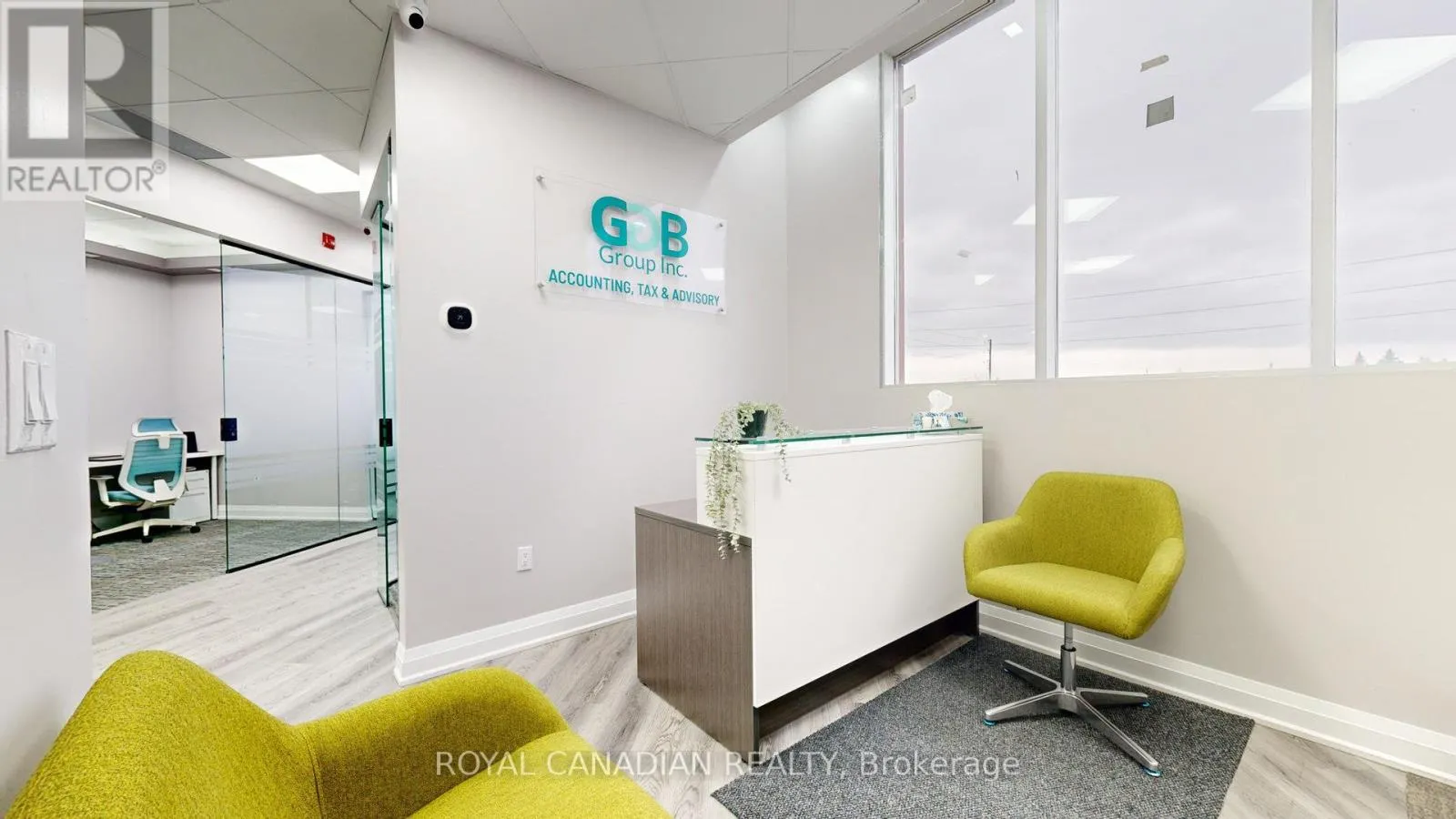 202 - 6475 MAYFIELD ROAD