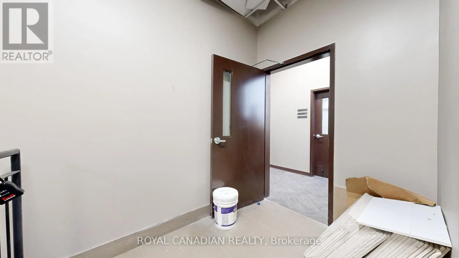 202 - 6475 MAYFIELD ROAD