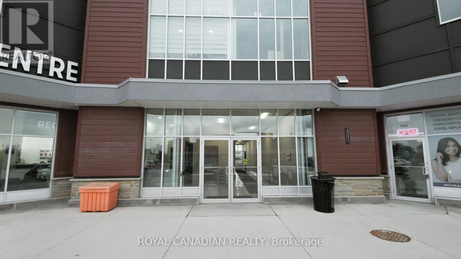 202 - 6475 MAYFIELD ROAD