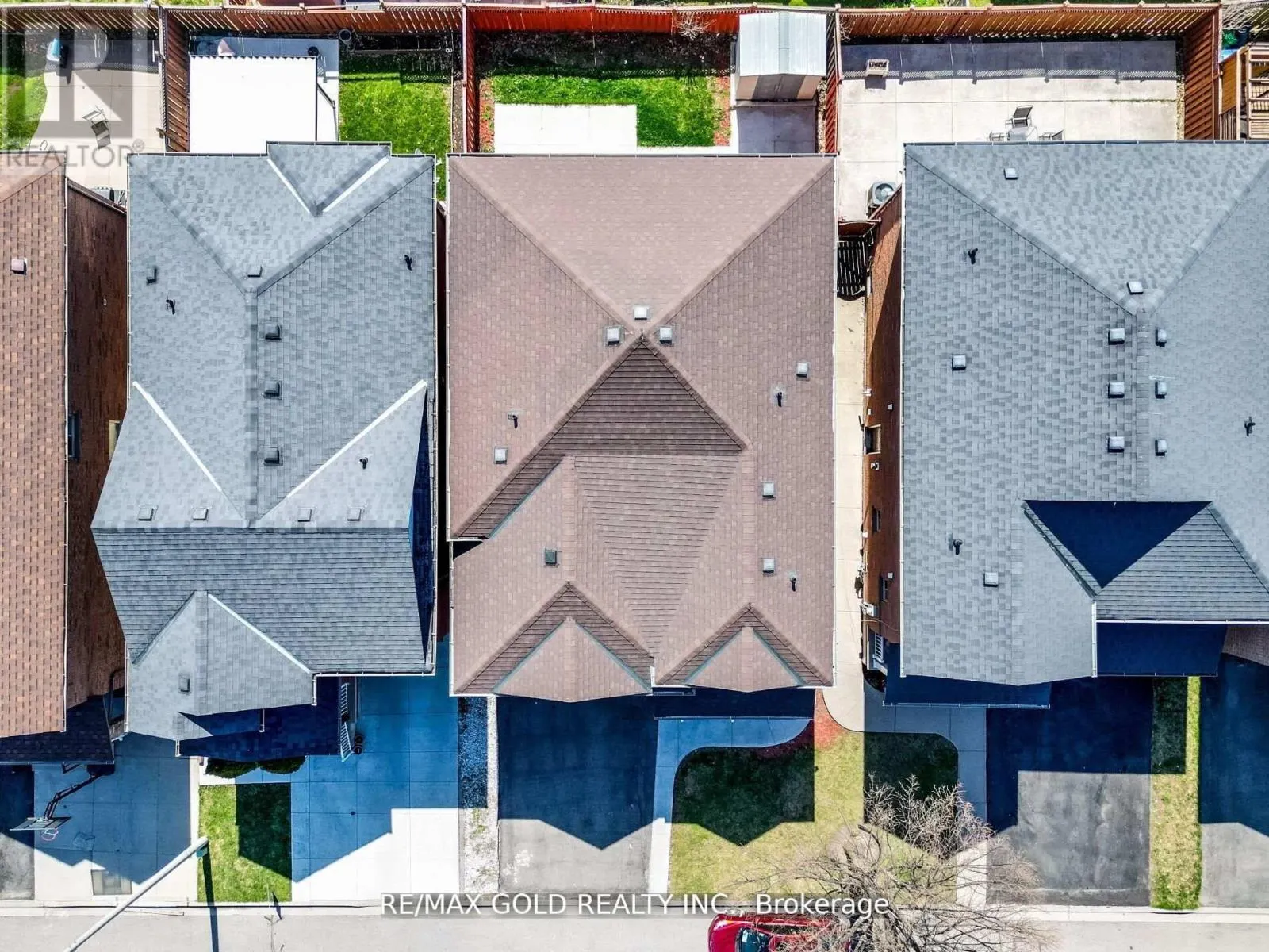 10 CHESTERMERE (BSMT) CRESCENT