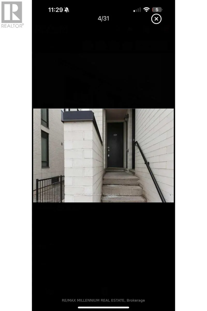 519 - 142 WIDDICOMBE HILL