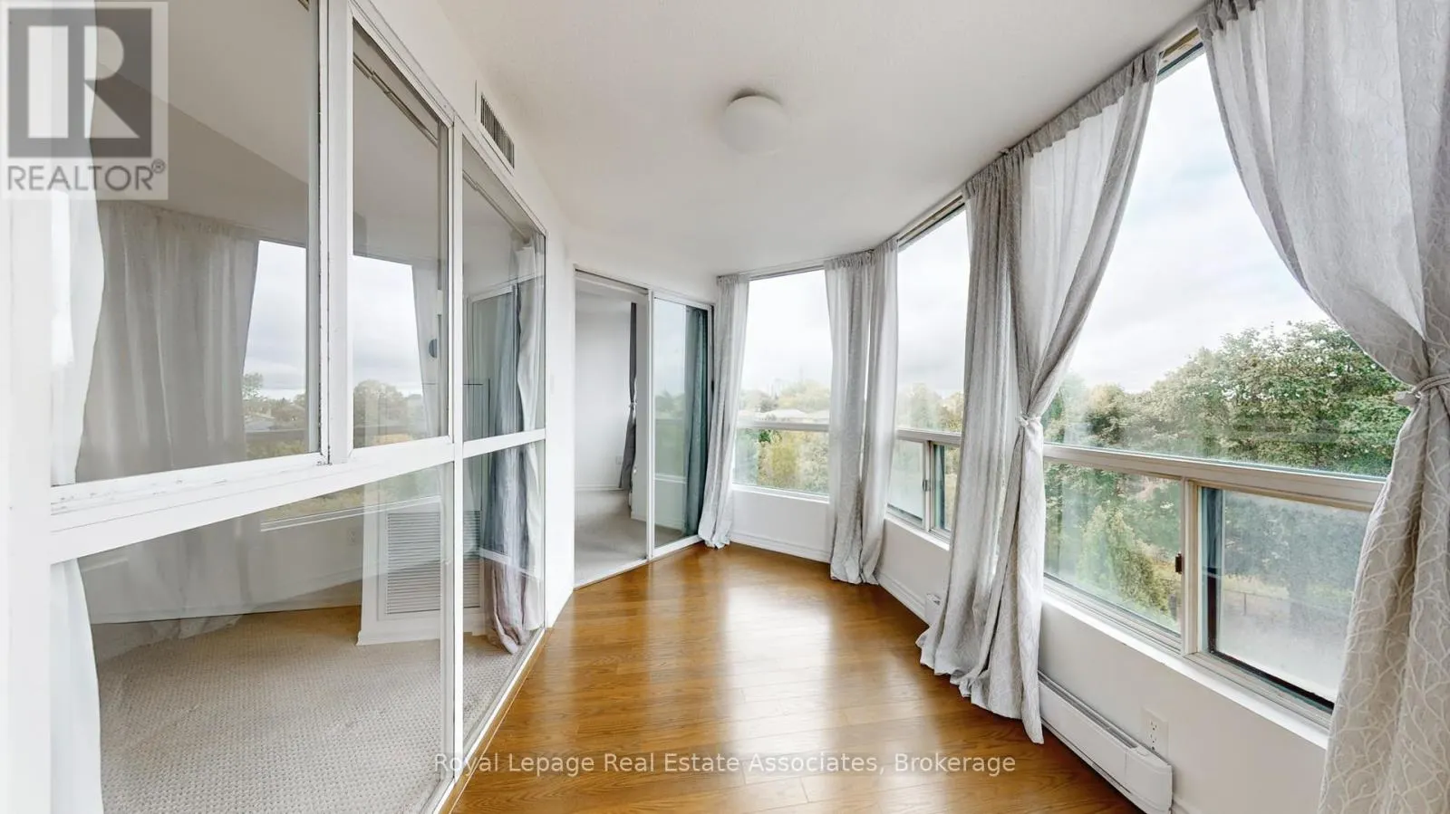 312 - 4470 TUCANA COURT