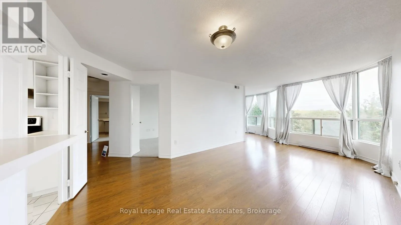 312 - 4470 TUCANA COURT