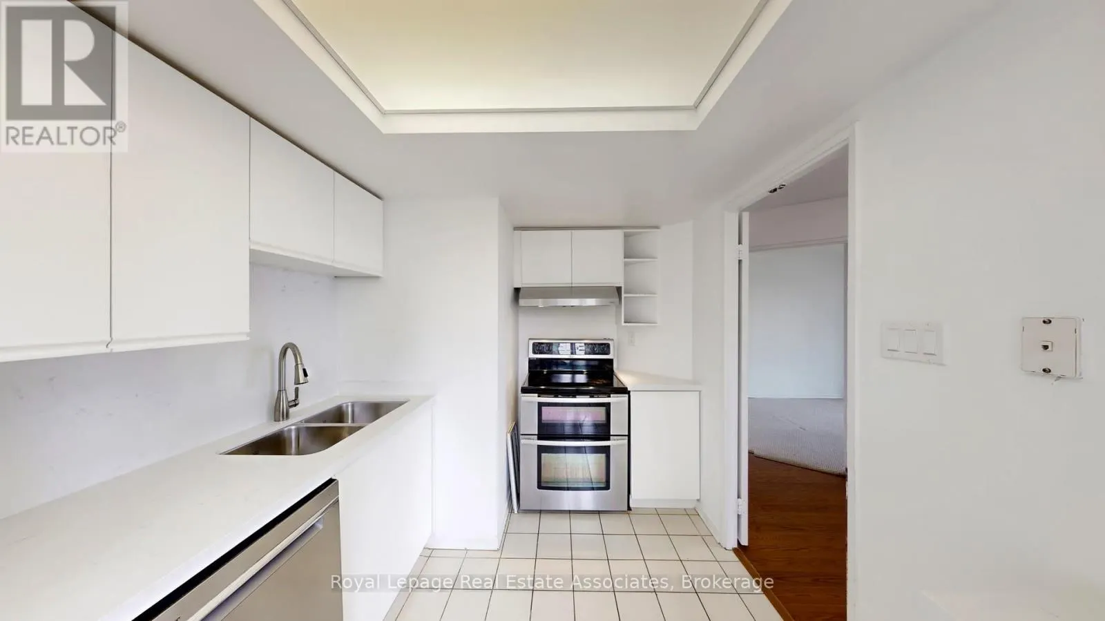 312 - 4470 TUCANA COURT