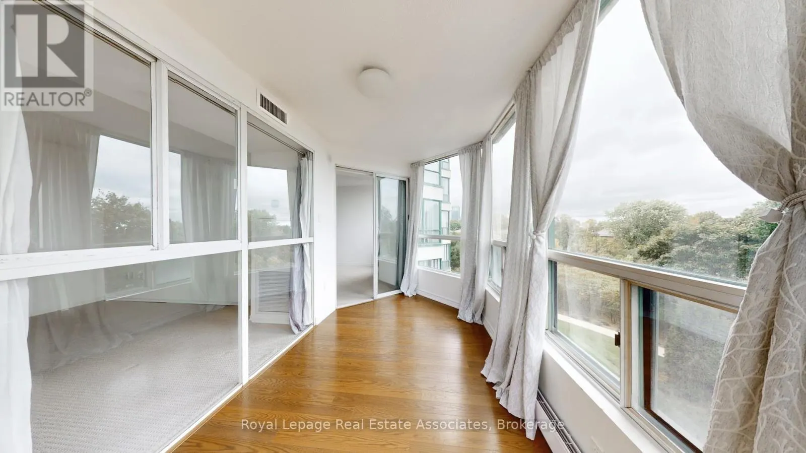 312 - 4470 TUCANA COURT